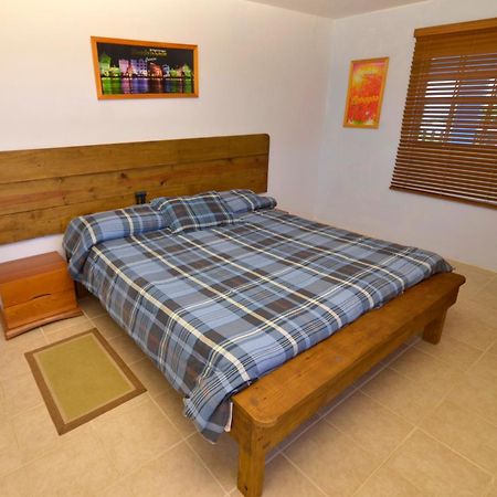 Westpunt Nos Krusero Apartments מראה חיצוני תמונה
