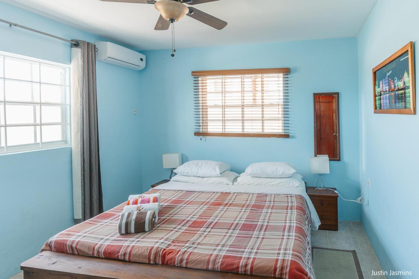 Westpunt Nos Krusero Apartments מראה חיצוני תמונה