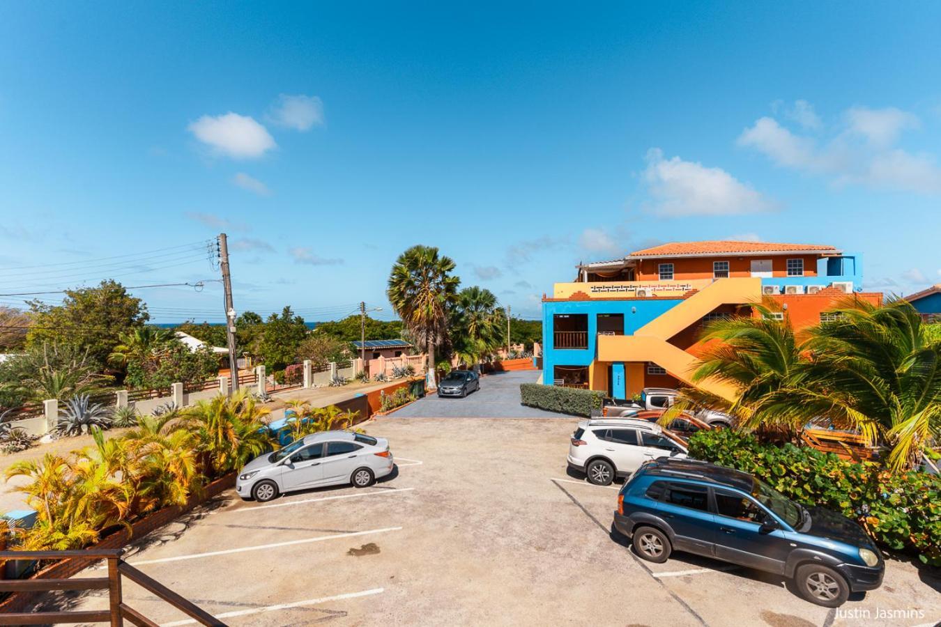 Westpunt Nos Krusero Apartments מראה חיצוני תמונה