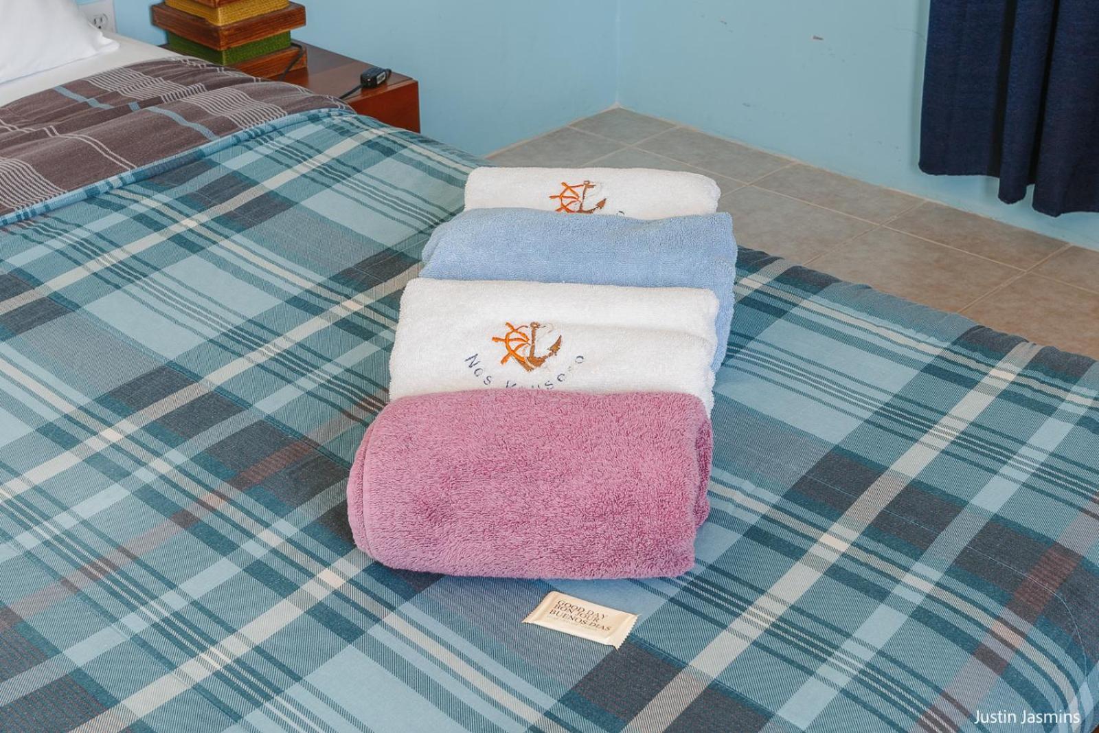 Westpunt Nos Krusero Apartments מראה חיצוני תמונה