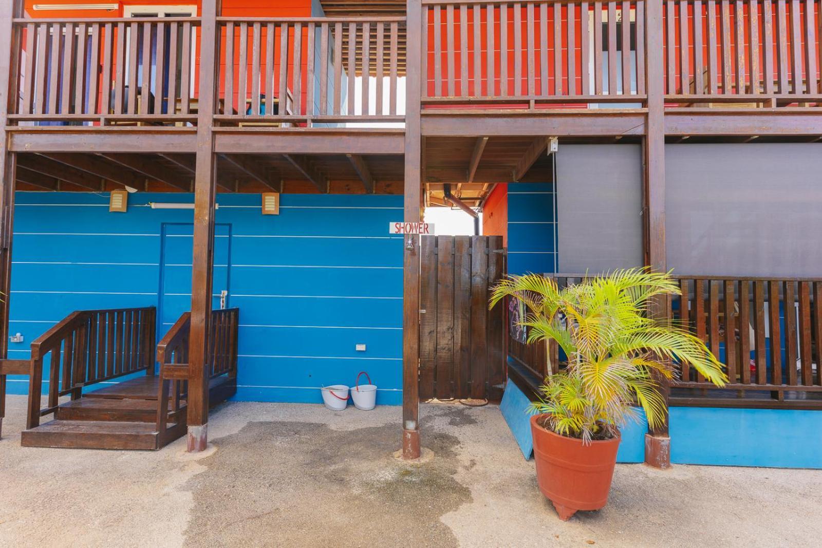 Westpunt Nos Krusero Apartments מראה חיצוני תמונה