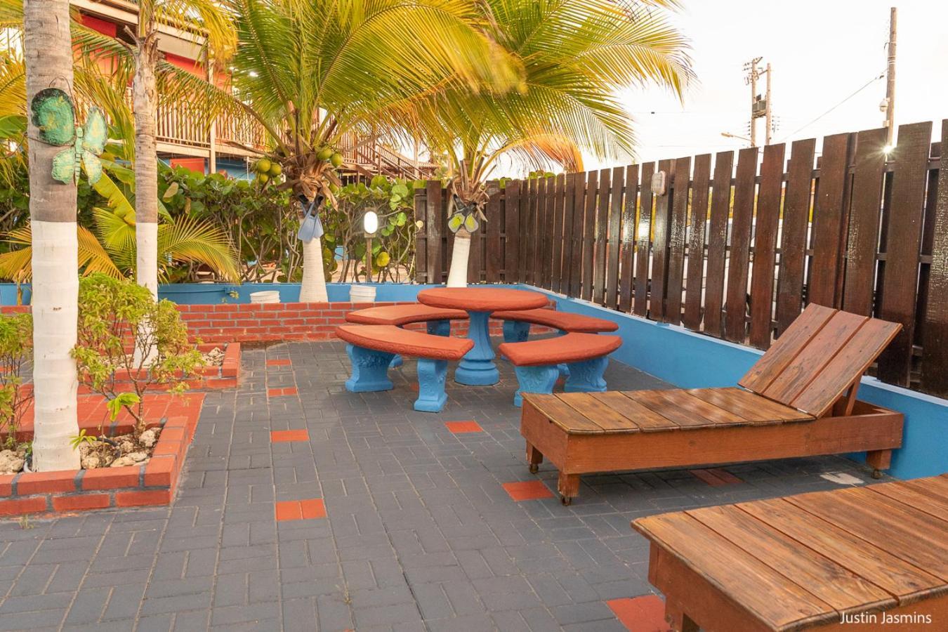 Westpunt Nos Krusero Apartments מראה חיצוני תמונה