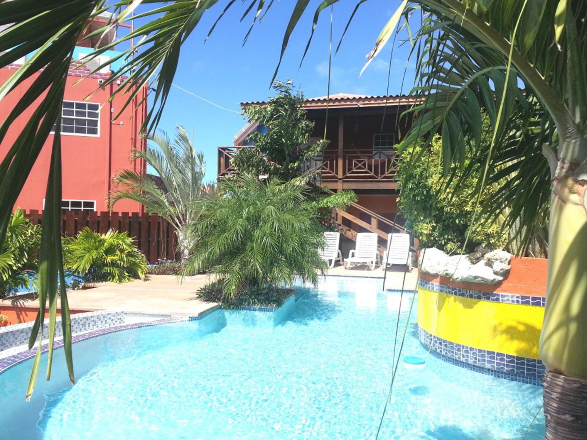 Westpunt Nos Krusero Apartments מראה חיצוני תמונה